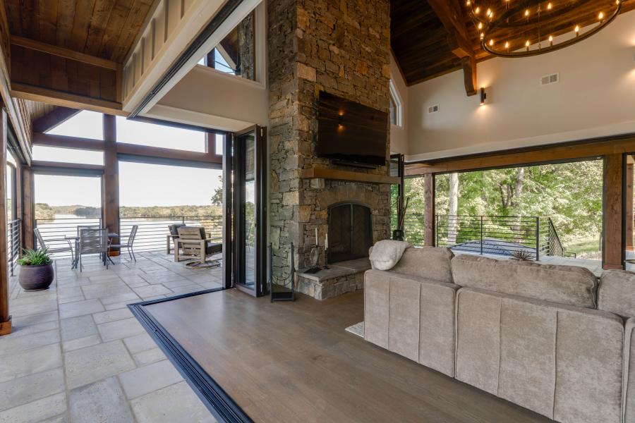 Rustic River Lodge