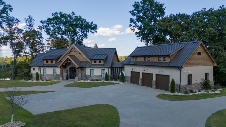 Rustic River Lodge