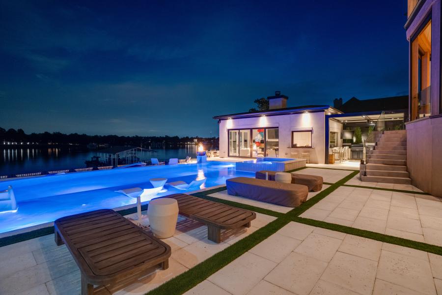 Waterfront Urban Resort Residence