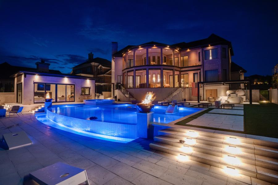 Waterfront Urban Resort Residence