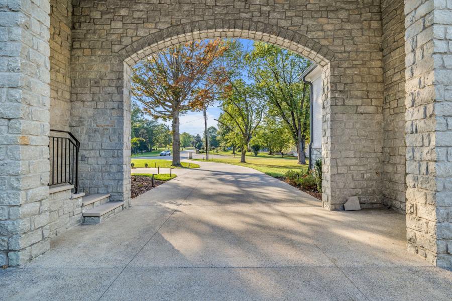 Lakeside Elegance - A French Country Dream
