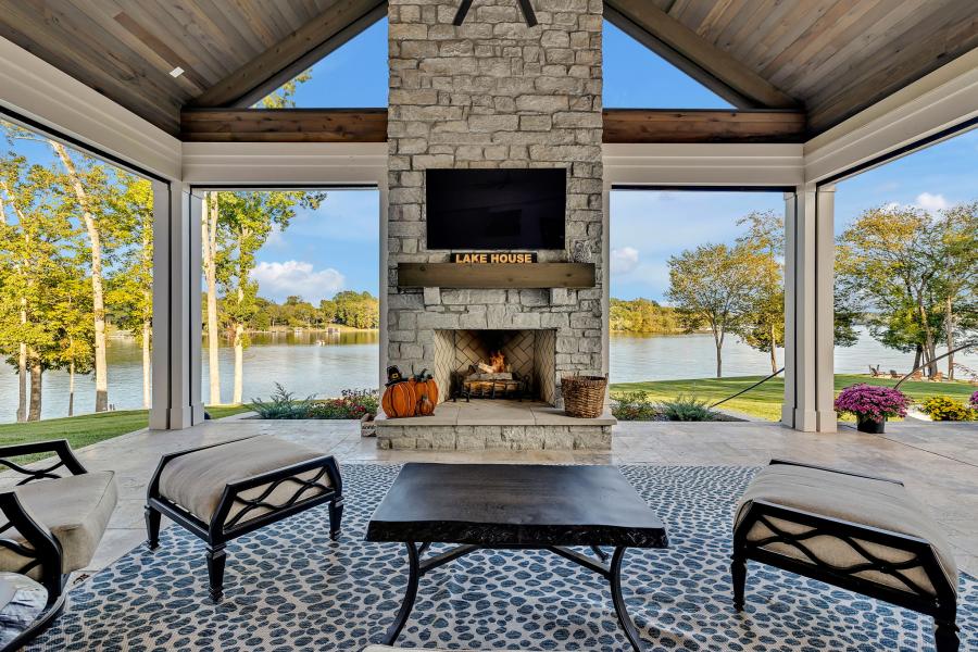Lakeside Elegance - A French Country Dream