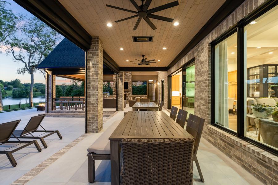 Transitional Modern Lodge