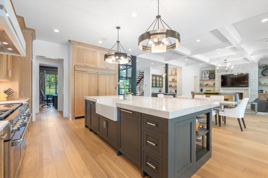 Transitional Modern Lodge