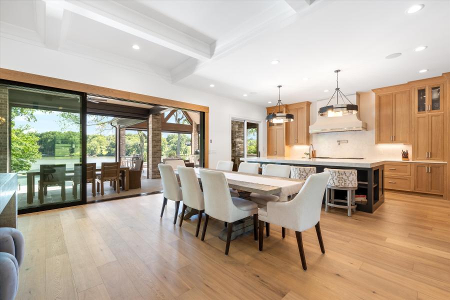 Transitional Modern Lodge