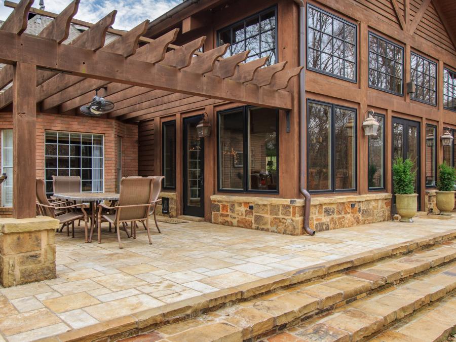 Refined lodge style addition